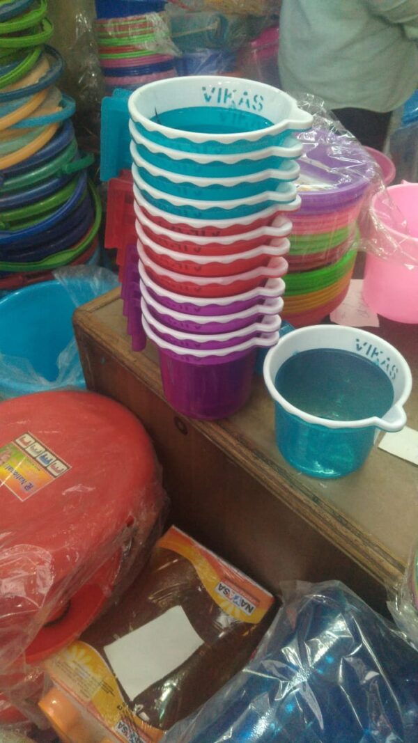 PLASTIC MUG