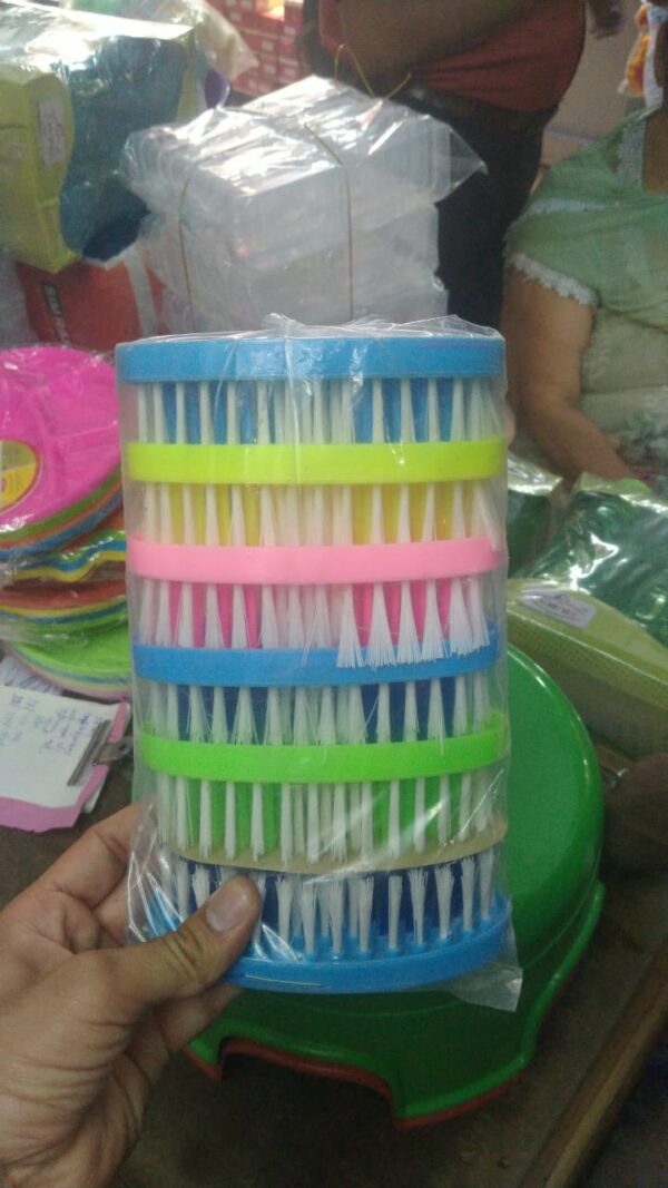 CLOTH WASHING BRUSH PLASTIC